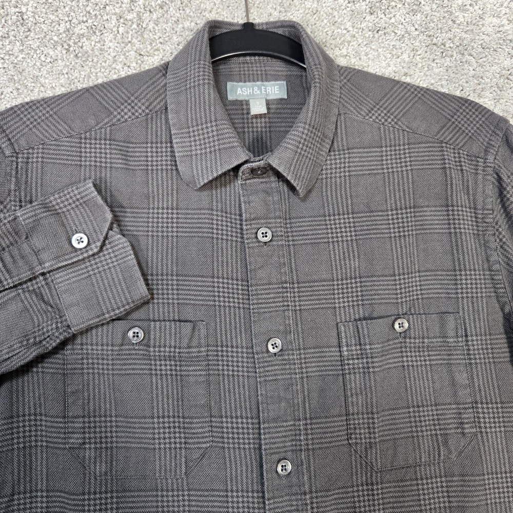 Ash Erie shirt Men's Small Button up Slim Fit Gray Plaid Long Sleeve Flannel